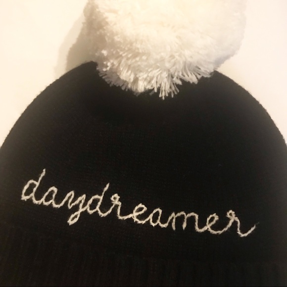 Kate Spade “Daydreamer Beanie.” - Picture 3 of 6